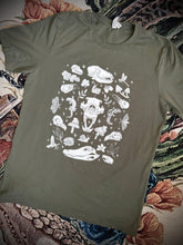 Load image into Gallery viewer, Tattoo Flash Unisex Tee